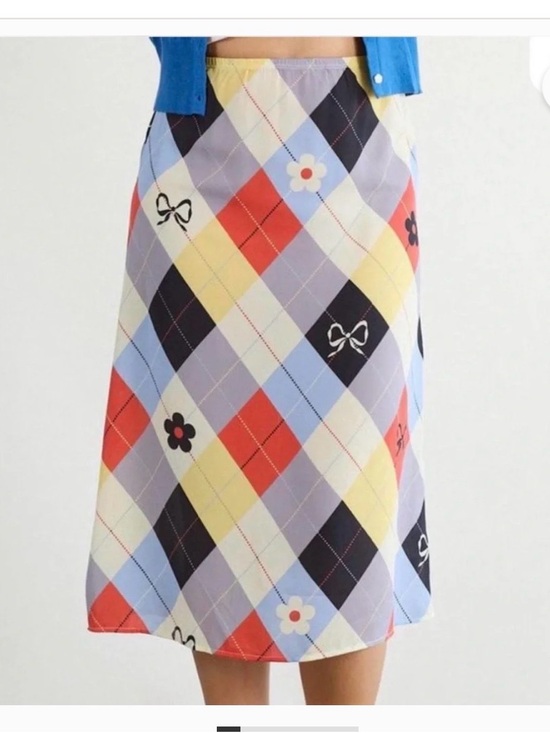 Lisa Says Gah Dresses & Skirts - NWT Lisa Says Gah Multicolor Argyle Midi Skirt with Floral & Bow Motif